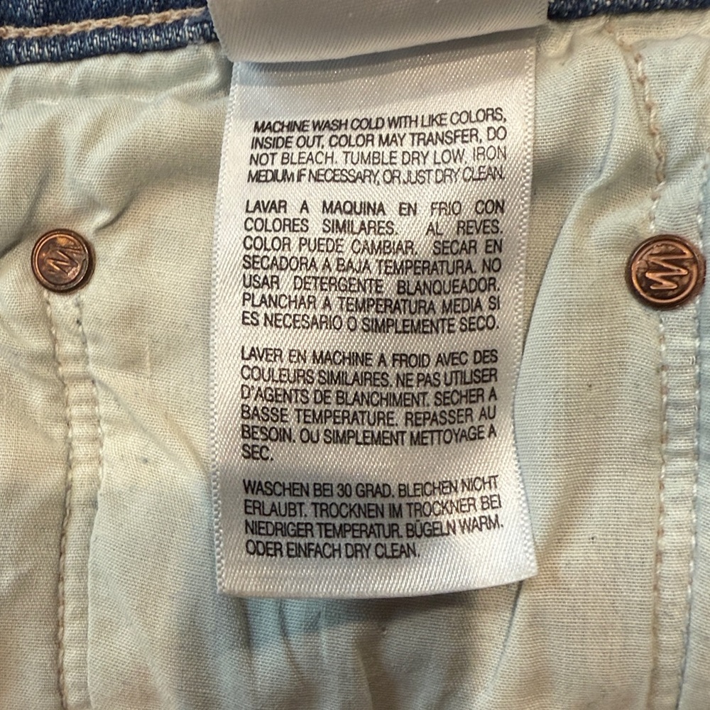 MOTHER Blue Jeans with Black Graphic Print - Picture 8 of 9